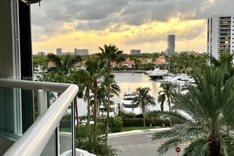 Condo in Aventura, Florida, 3 bedrooms  № 2018590 - photo 6