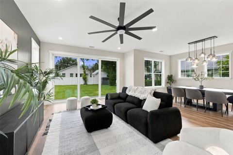 Casa en venta en Tampa, Florida, 4 dormitorios, 191.38 m2 № 2406669 - foto 19