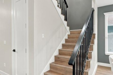 Casa en venta en Tampa, Florida, 4 dormitorios, 191.38 m2 № 2406669 - foto 24