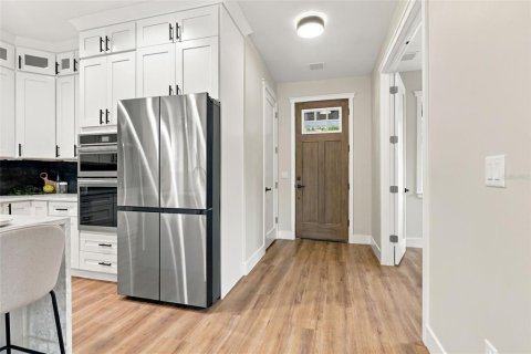 Casa en venta en Tampa, Florida, 4 dormitorios, 191.38 m2 № 2406669 - foto 6