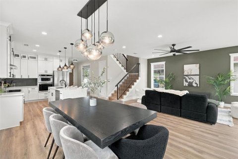 Casa en venta en Tampa, Florida, 4 dormitorios, 191.38 m2 № 2406669 - foto 17