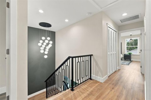 Casa en venta en Tampa, Florida, 4 dormitorios, 191.38 m2 № 2406669 - foto 25