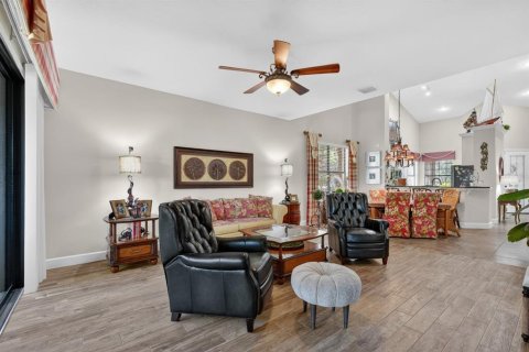 Townhouse in Palm Coast, Florida 2 bedrooms, 204.48 sq.m. № 2209212 - photo 13