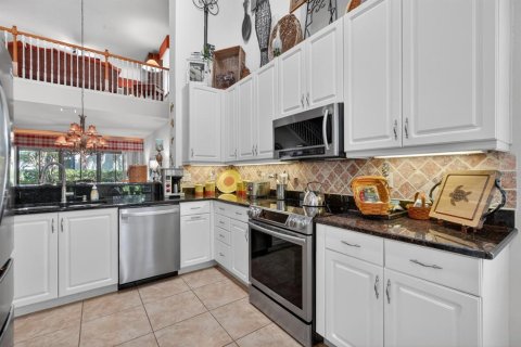 Townhouse in Palm Coast, Florida 2 bedrooms, 204.48 sq.m. № 2209212 - photo 18