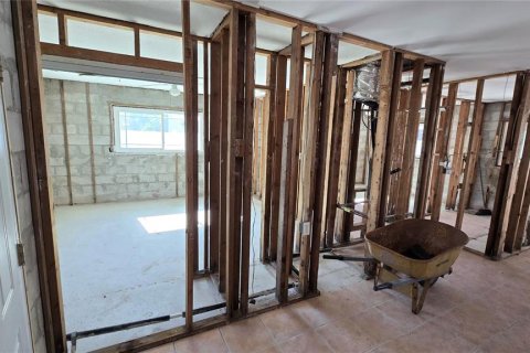 Casa en venta en Saint Petersburg, Florida, 3 dormitorios, 121.52 m2 № 1563377 - foto 10