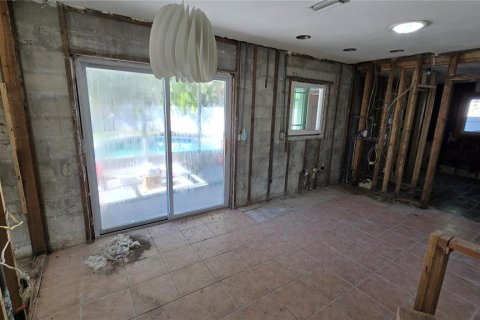 Casa en venta en Saint Petersburg, Florida, 3 dormitorios, 121.52 m2 № 1563377 - foto 19
