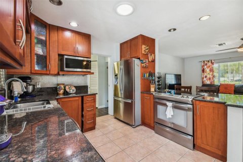 Casa en venta en Saint Petersburg, Florida, 3 dormitorios, 121.52 m2 № 1563377 - foto 17