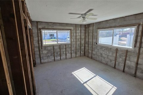 Casa en venta en Saint Petersburg, Florida, 3 dormitorios, 121.52 m2 № 1563377 - foto 12