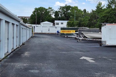 Immobilier commercial à vendre à Weeki Wachee, Floride: 854.7 m2 № 1833205 - photo 8