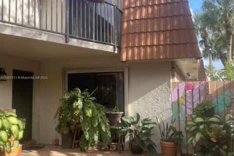 Townhouse in Davie, Florida 3 bedrooms, 151.24 sq.m. № 1729473 - photo 1