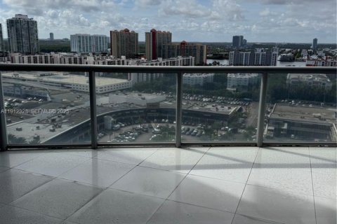 Copropriété à vendre à Sunny Isles Beach, Floride: 3 chambres, 179.58 m2 № 1976637 - photo 26