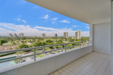 Купить кондоминиум в Авентура, Флорида 2 спальни, 100.06м2, № 1788356 - фото 17