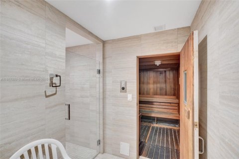 Купить кондоминиум в Авентура, Флорида 2 спальни, 100.06м2, № 1788356 - фото 28