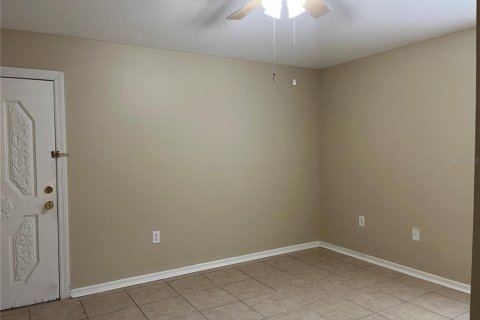 Villa ou maison à louer à Seffner, Floride: 3 chambres, 116.13 m2 № 2408053 - photo 12