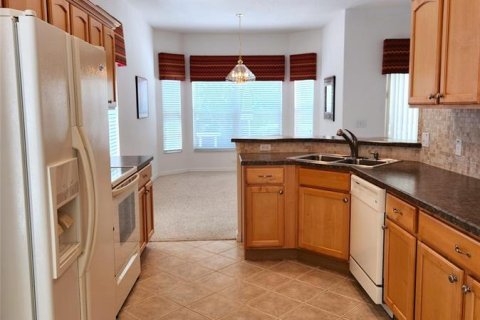 House in Kissimmee, Florida 2 bedrooms, 172.05 sq.m. № 1607903 - photo 5