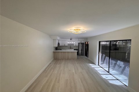 Купить таунхаус в Гринакрес, Флорида 3 спальни, 138.24м2, № 1930975 - фото 5