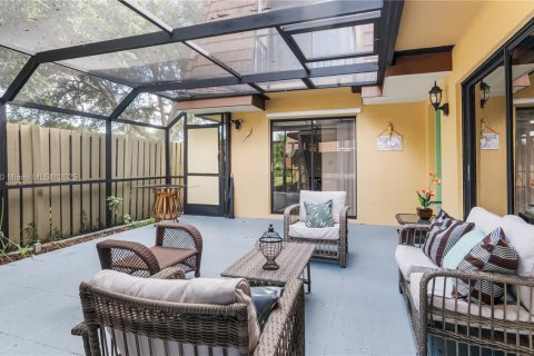 Купить таунхаус в Гринакрес, Флорида 3 спальни, 138.24м2, № 1930975 - фото 21