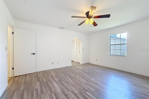 House in Ocala, Florida 3 bedrooms, 154.22 sq.m. № 2150633 - photo 27