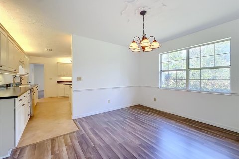 House in Ocala, Florida 3 bedrooms, 154.22 sq.m. № 2150633 - photo 16
