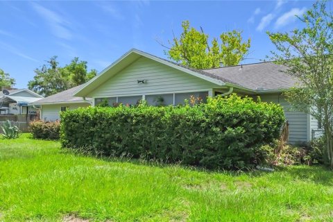 House in Ocala, Florida 3 bedrooms, 154.22 sq.m. № 2150633 - photo 6