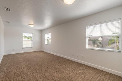 Townhouse in New Smyrna Beach, Florida 3 bedrooms, 193.79 sq.m. № 1417936 - photo 26