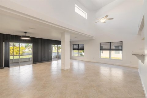 Townhouse in New Smyrna Beach, Florida 3 bedrooms, 193.79 sq.m. № 1417936 - photo 19
