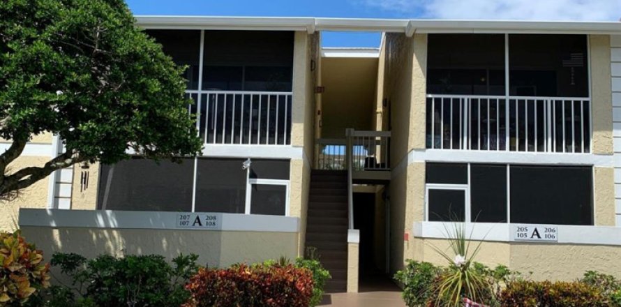 Condo in Port St. Lucie, Florida, 1 bedroom № 2171522