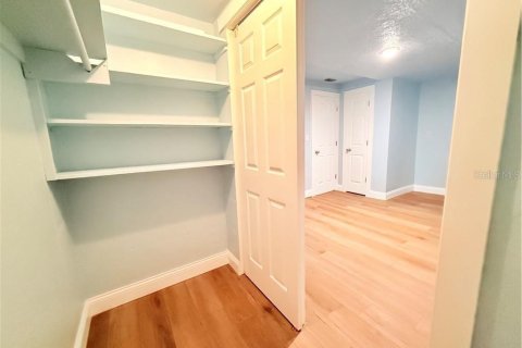 Casa en venta en Sarasota, Florida, 4 dormitorios, 136.94 m2 № 1820512 - foto 17