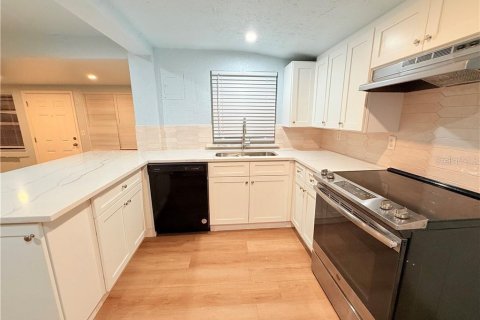 Casa en venta en Sarasota, Florida, 4 dormitorios, 136.94 m2 № 1820512 - foto 8