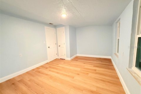 Casa en venta en Sarasota, Florida, 4 dormitorios, 136.94 m2 № 1820512 - foto 20