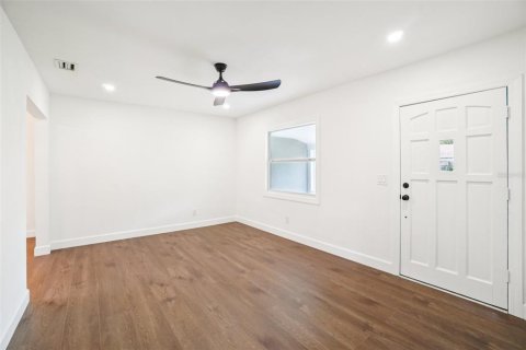 Casa en alquiler en Tampa, Florida, 3 dormitorios, 131.83 m2 № 1919002 - foto 7