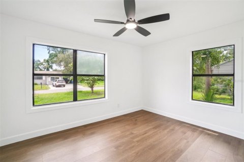 Casa en alquiler en Tampa, Florida, 3 dormitorios, 131.83 m2 № 1919002 - foto 30