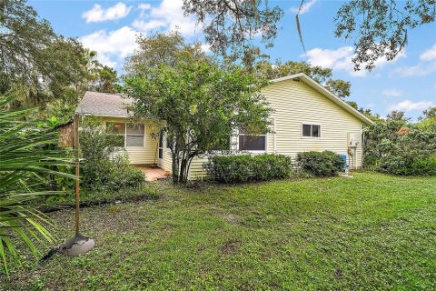 Villa ou maison à vendre à Leesburg, Floride: 2 chambres, 114.27 m2 № 1773546 - photo 4