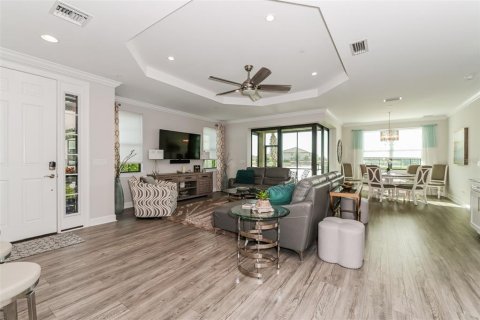 Condo in Naples, Florida, 2 bedrooms  № 2106325 - photo 2