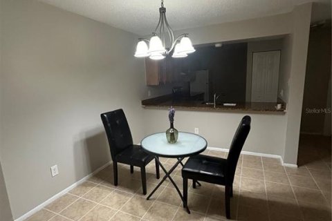 Condominio en venta en Casselberry, Florida, 2 dormitorios, 104.61 m2 № 2102242 - foto 4