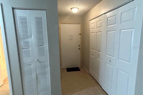 Condominio en venta en Casselberry, Florida, 2 dormitorios, 104.61 m2 № 2102242 - foto 3