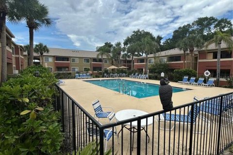 Condominio en venta en Casselberry, Florida, 2 dormitorios, 104.61 m2 № 2102242 - foto 18