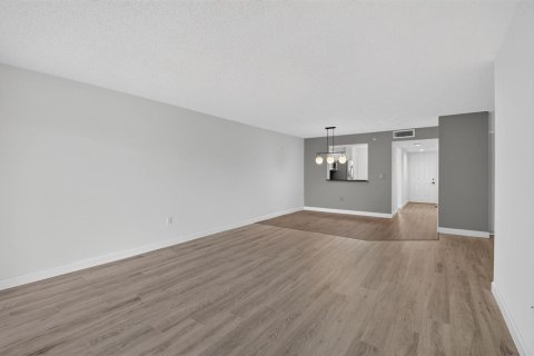 Copropriété à vendre à Delray Beach, Floride: 2 chambres, 129.32 m2 № 2336332 - photo 13