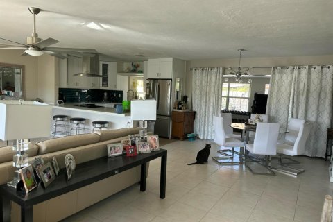 Купить виллу или дом в Бока-Ратон, Флорида 3 комнаты, 153.29м2, № 2086261 - фото 6