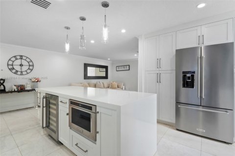 Villa ou maison à vendre à Miami, Floride: 4 chambres № 1830120 - photo 22