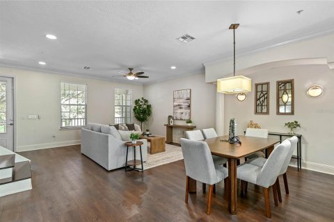Townhouse in Orlando, Florida 3 bedrooms, 181.16 sq.m. № 2151924 - photo 7