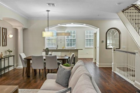 Townhouse in Orlando, Florida 3 bedrooms, 181.16 sq.m. № 2151924 - photo 11