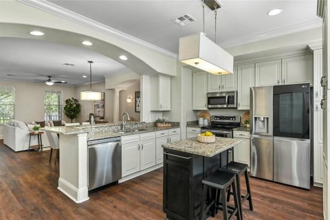 Townhouse in Orlando, Florida 3 bedrooms, 181.16 sq.m. № 2151924 - photo 15