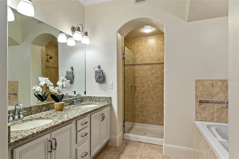 Townhouse in Orlando, Florida 3 bedrooms, 181.16 sq.m. № 2151924 - photo 23