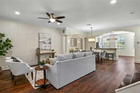 Townhouse in Orlando, Florida 3 bedrooms, 181.16 sq.m. № 2151924 - photo 8
