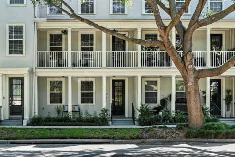Townhouse in Orlando, Florida 3 bedrooms, 181.16 sq.m. № 2151924 - photo 2