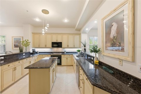 Condo in Naples, Florida, 3 bedrooms  № 2218189 - photo 21