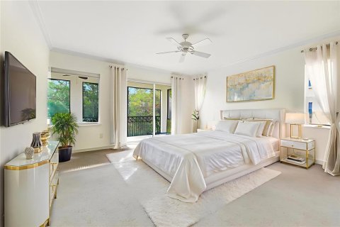 Condo in Naples, Florida, 3 bedrooms  № 2218189 - photo 26
