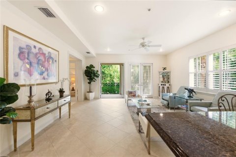 Condo in Naples, Florida, 3 bedrooms  № 2218189 - photo 14