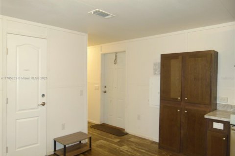 Casa en venta en Okeechobee, Florida, 2 dormitorios, 62.43 m2 № 1693194 - foto 12